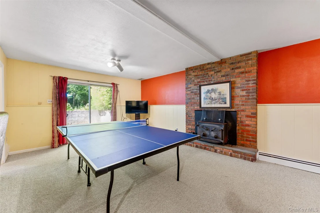 Photo of 182 Geymer Drive