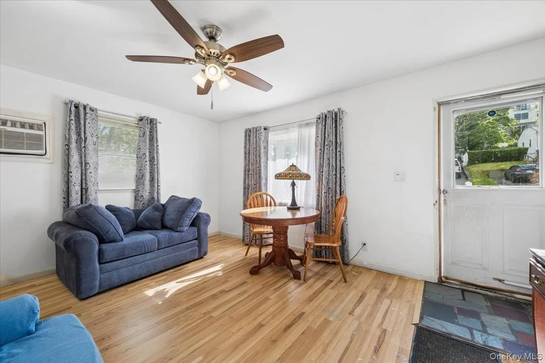 Photo of 8 Cayuga Drive