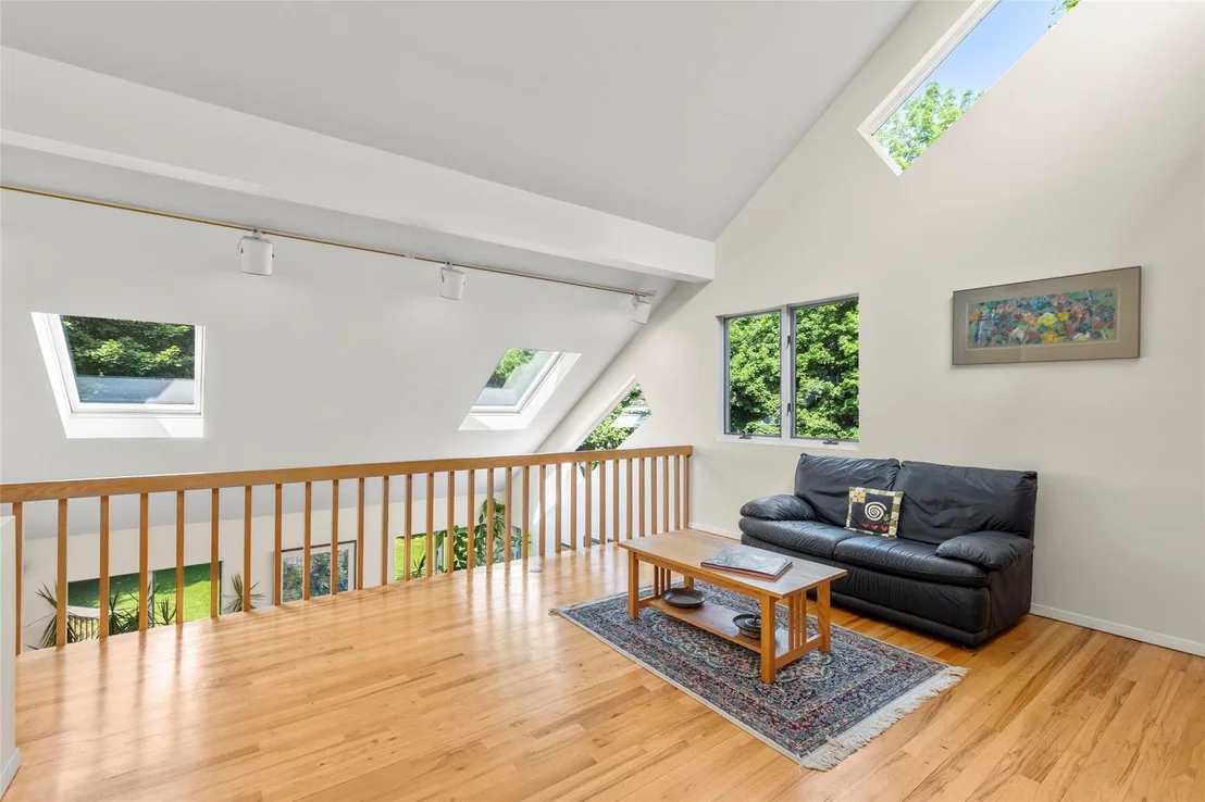 Photo of 8 Braemer Road
