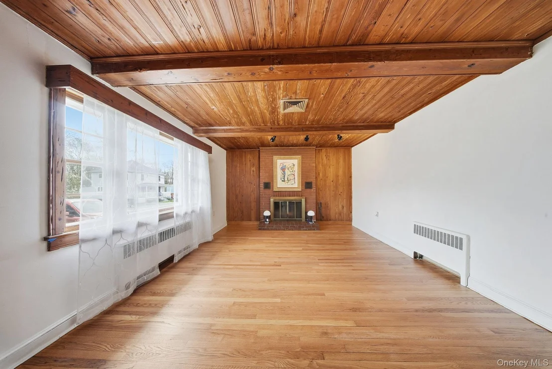 Photo of 11 5th Avenue