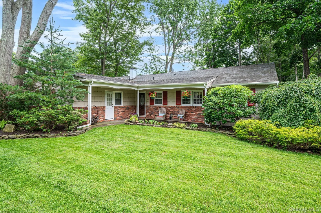 Photo of 44 Winslow Lane