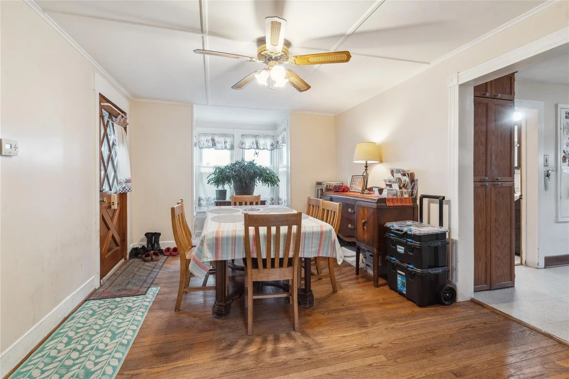 Photo of 42 Wisner Avenue
