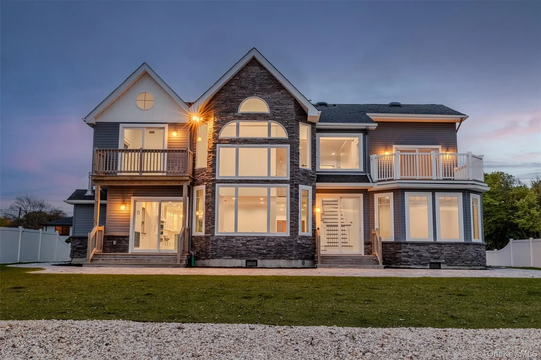 Photo of 72 Grandview Drive