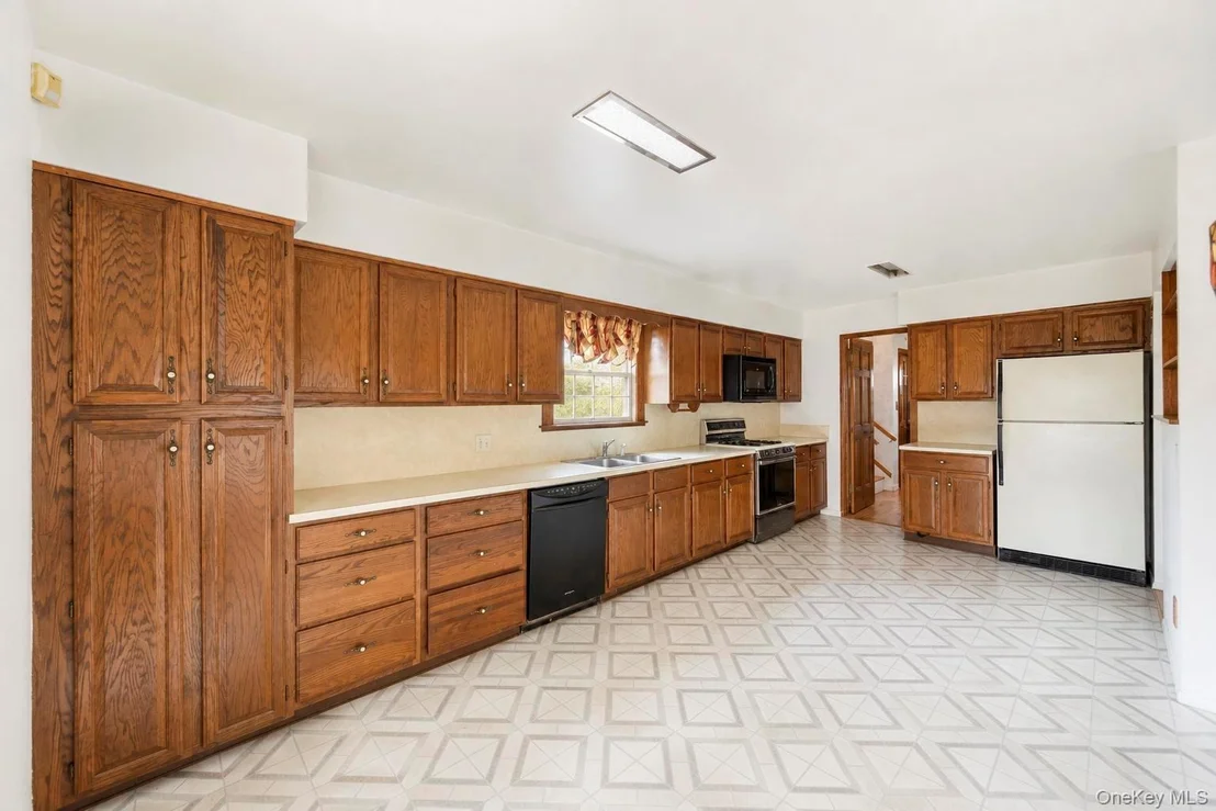 Photo of 1425 Pine Drive