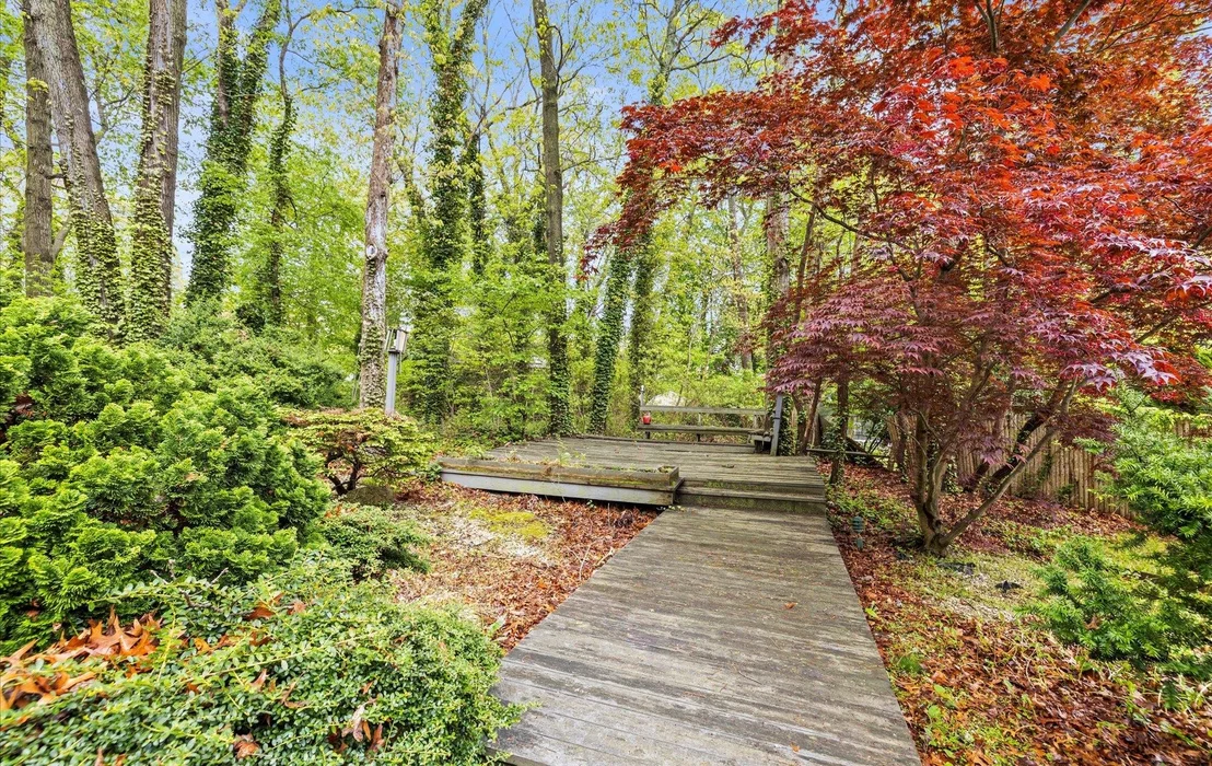 Photo of 18 McLane Drive