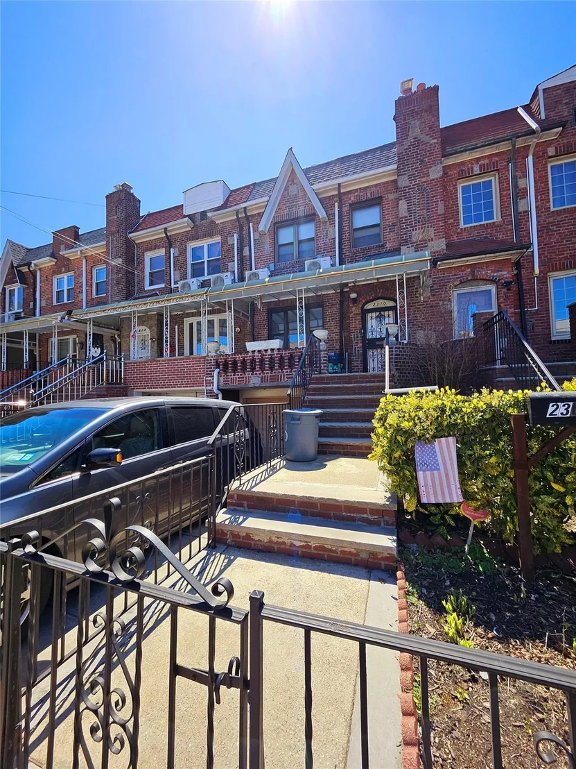 Photo of 2310 60th Street