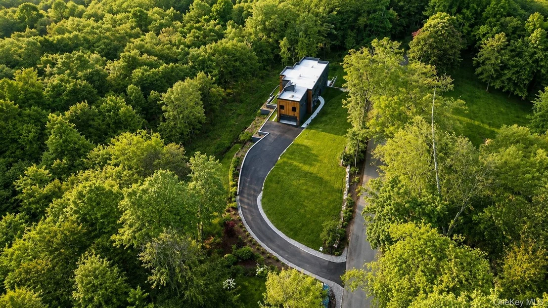 Photo of 41 Mead Road