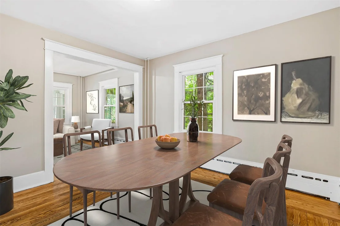 Photo of 33 Center Avenue