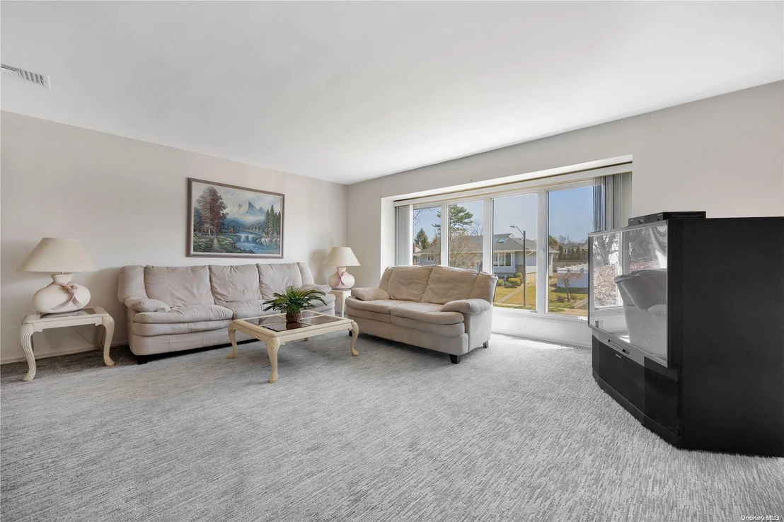 Photo of 27 Gloria Place