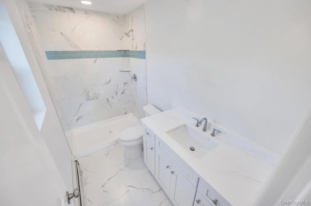 Photo of 77 Carlton Avenue