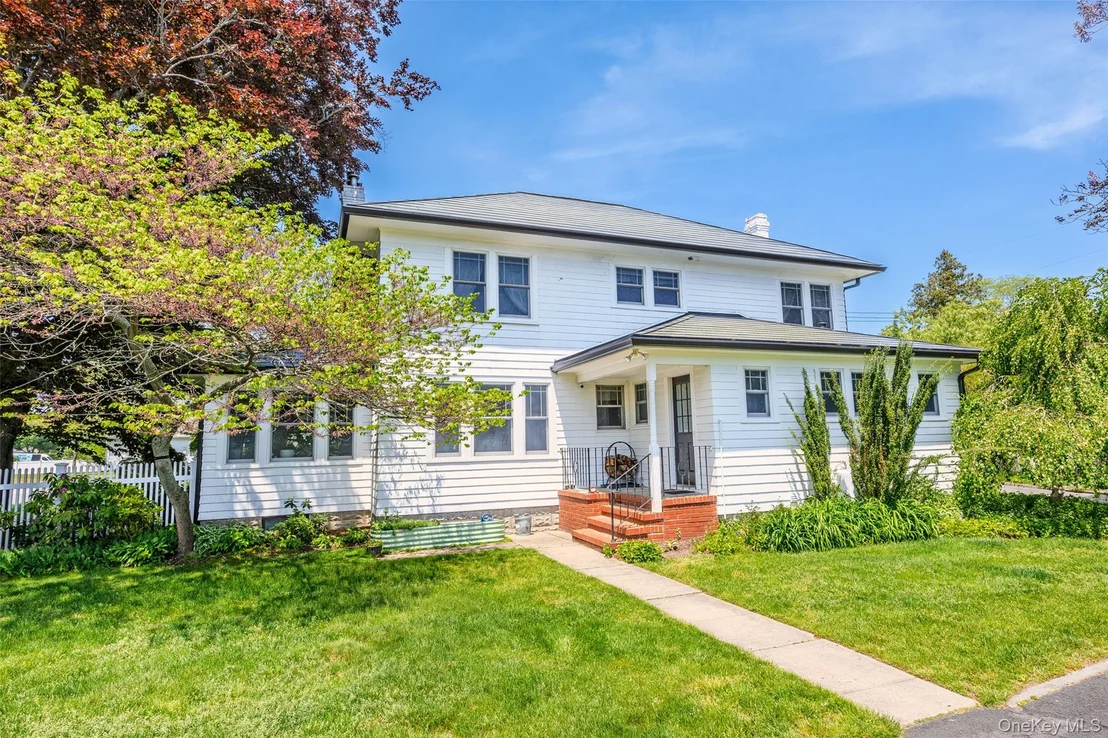 Photo of 119 Hubbard Avenue