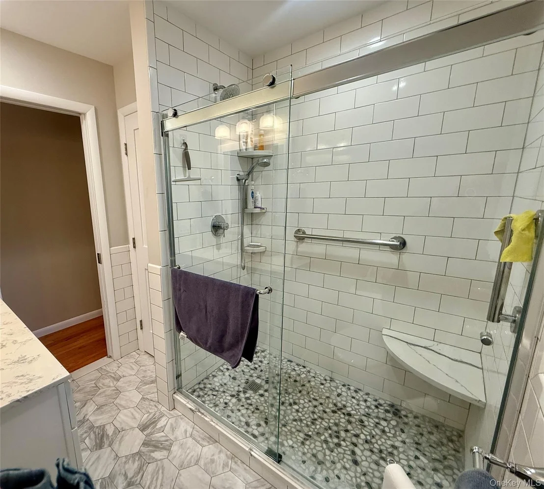 Photo of 78 Edgehill Drive