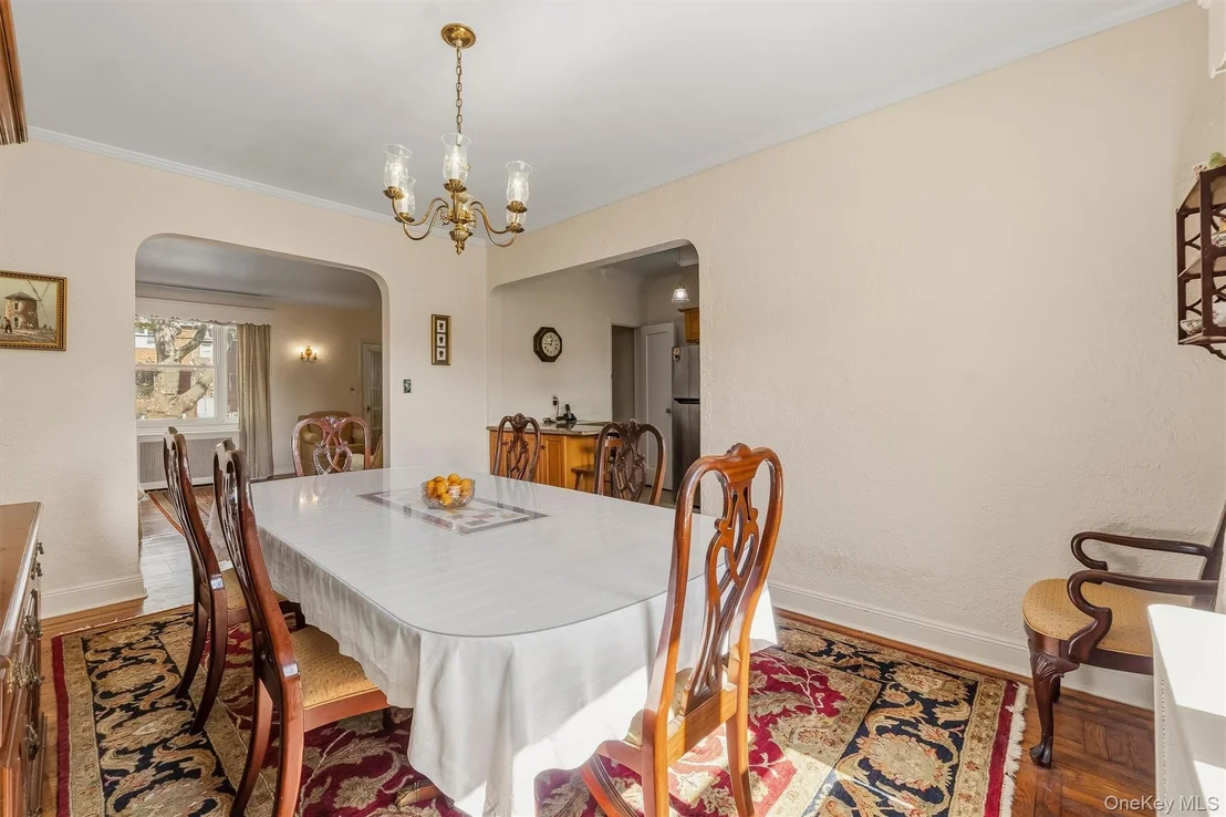 Photo of 1114 Mace Avenue