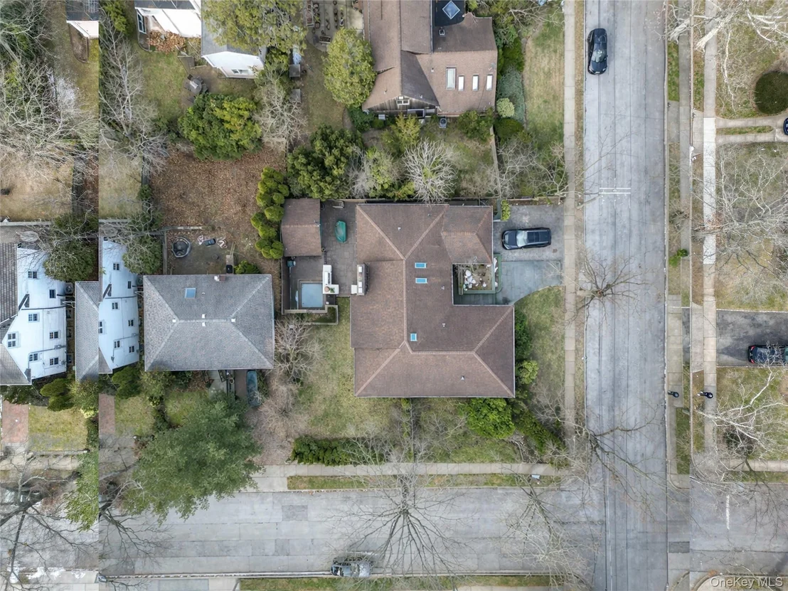 Photo of 41 Erick Avenue