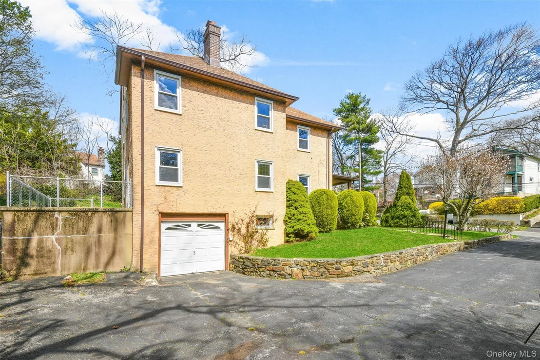 Photo of 10 Harrison Drive
