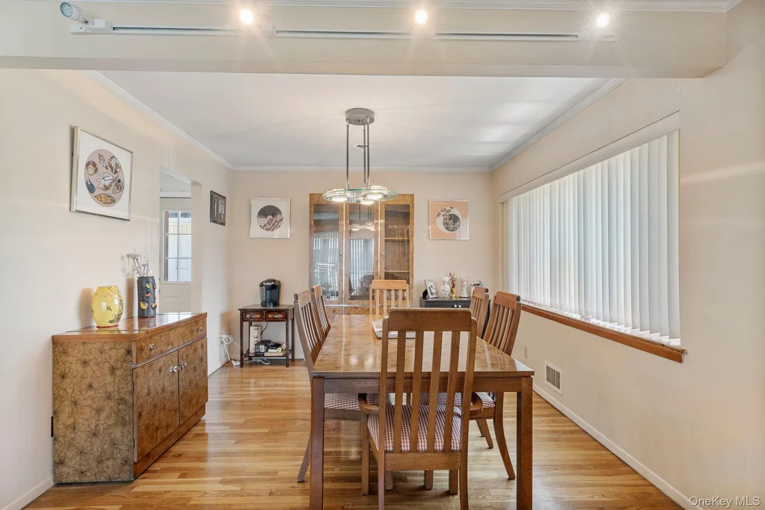 Photo of 148 Harris Drive