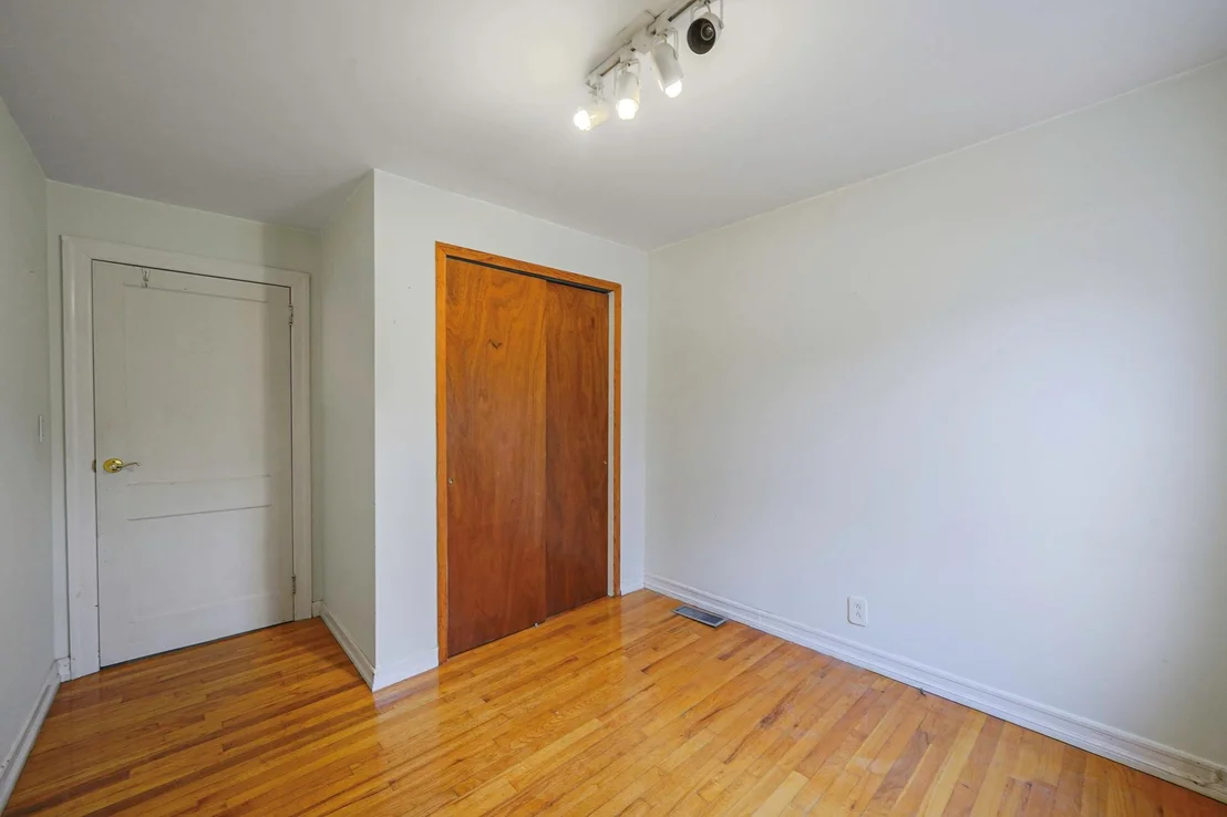 Photo of 622 Sandra Avenue