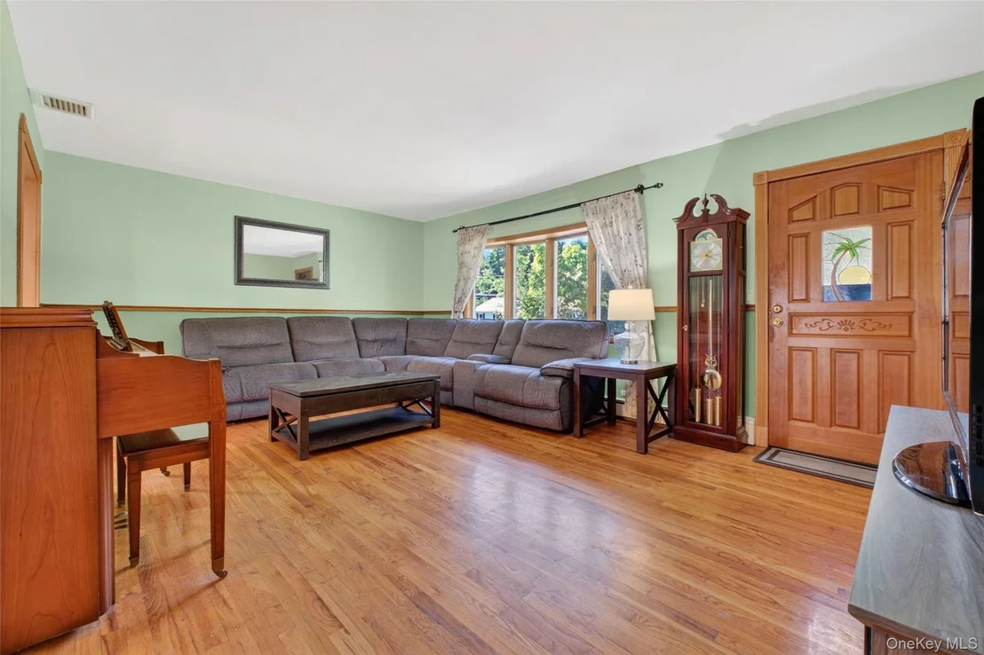 Photo of 20 Glen Drive