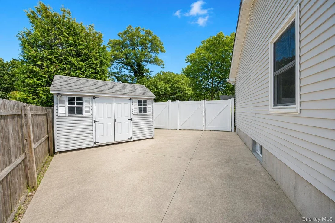 Photo of 18 Hillcrest Road
