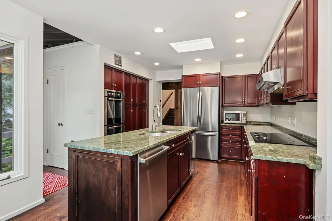 Photo of 4 Leatherstocking Lane