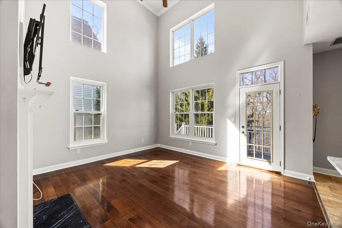 Photo of 192 Benefield Boulevard