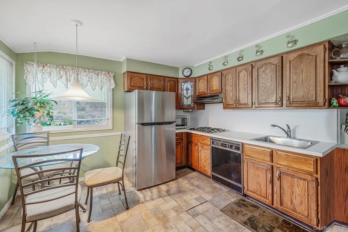 Photo of 3 Cedar Crest Drive