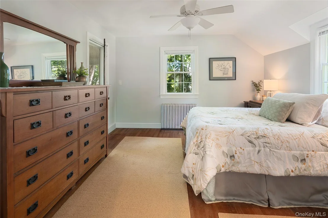 Photo of 611 Decatur Avenue