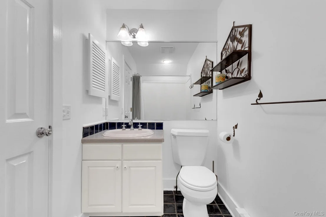 Photo of 331 Grape Hollow Road