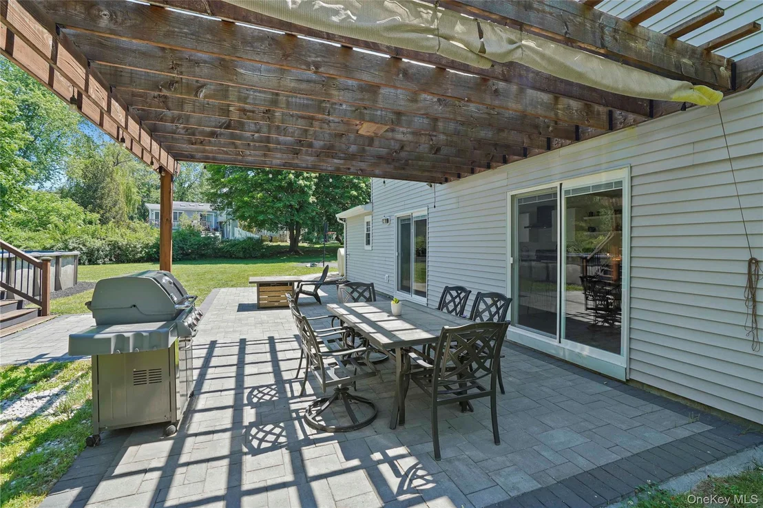 Photo of 11 Kenneth Drive