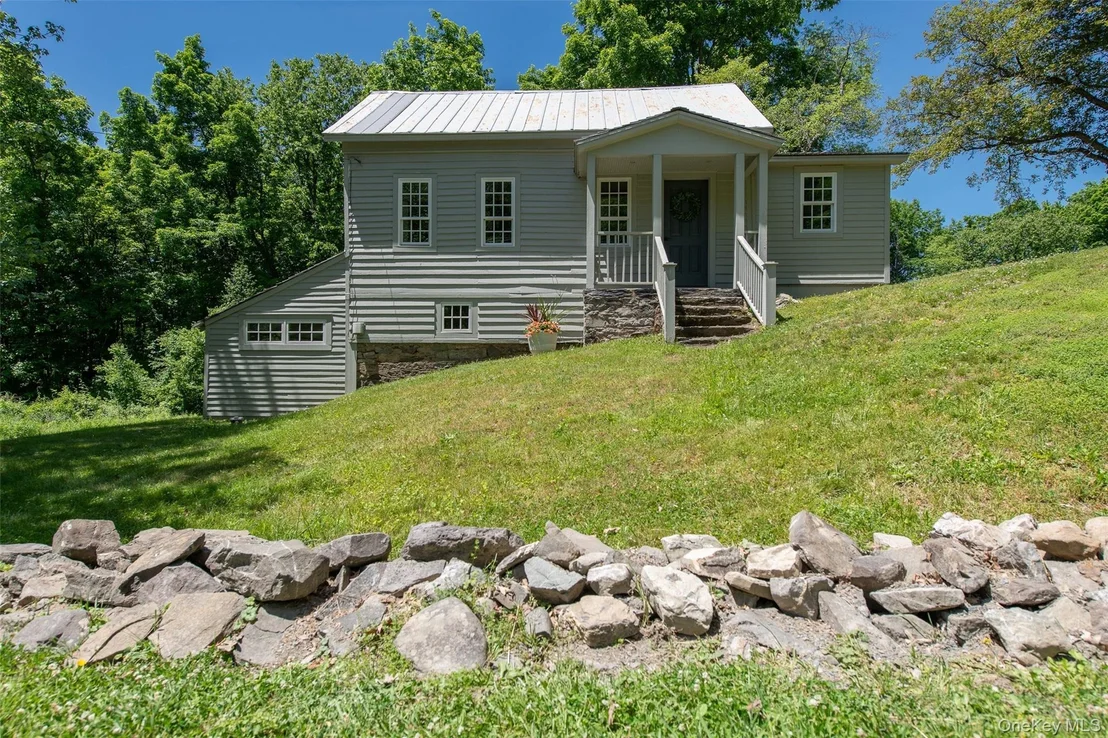Photo of 275 Pitts Road