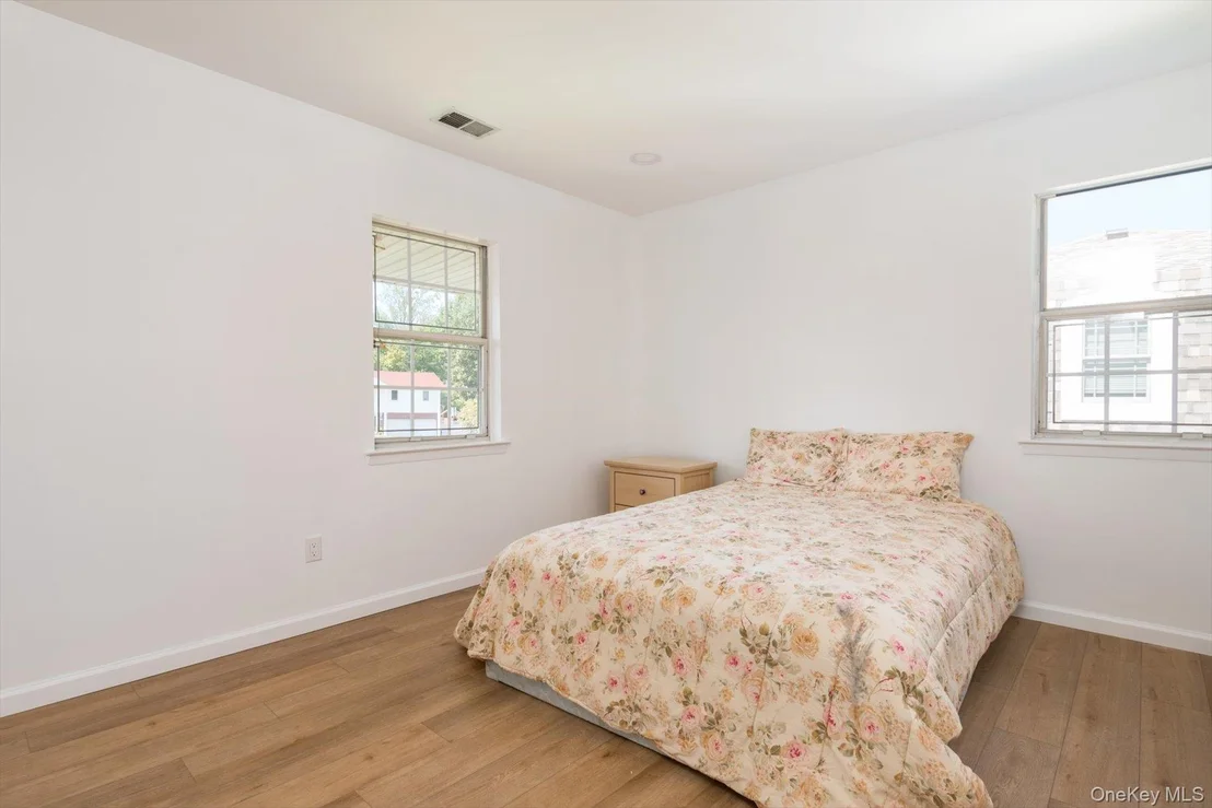 Photo of 27 Bridle Path