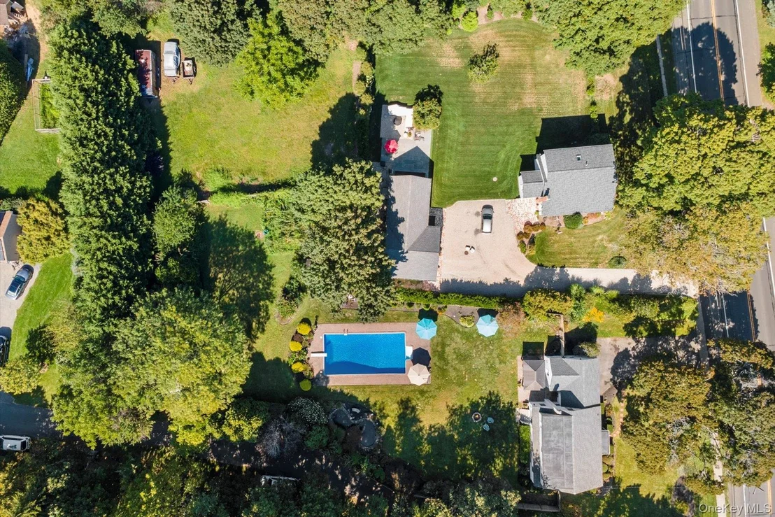 Photo of 33595 Main Road