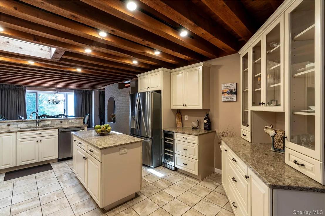 Photo of 115 N Smith Road