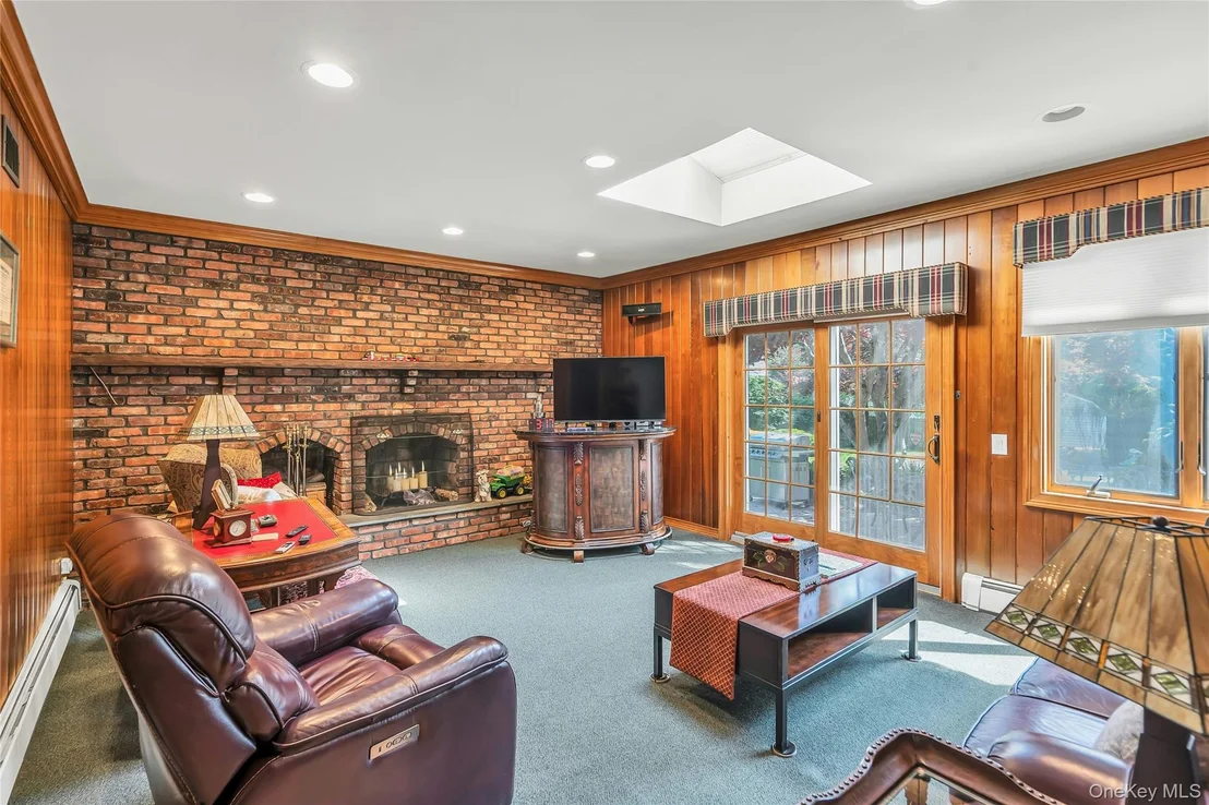 Photo of 18 Ron Court
