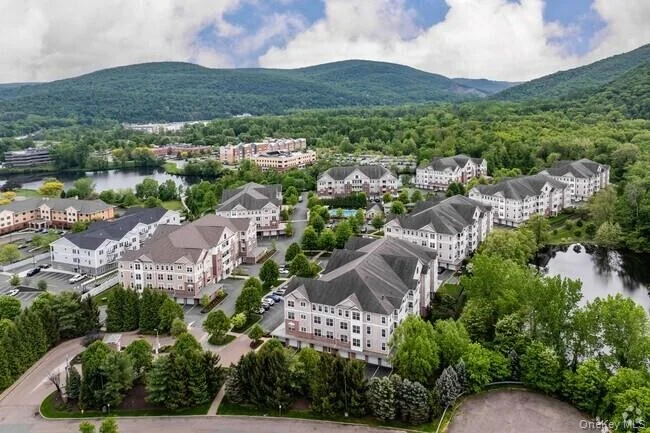 Photo of Unit 802 at 811 Regency Drive