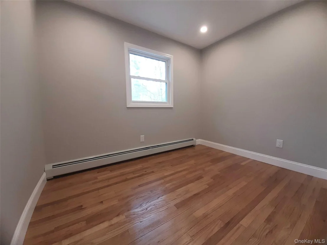 Photo of 38 Pine Woods Road