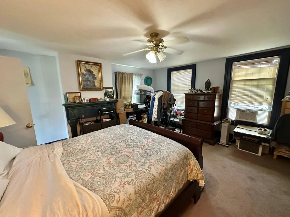 Photo of 43 Hoffman Road