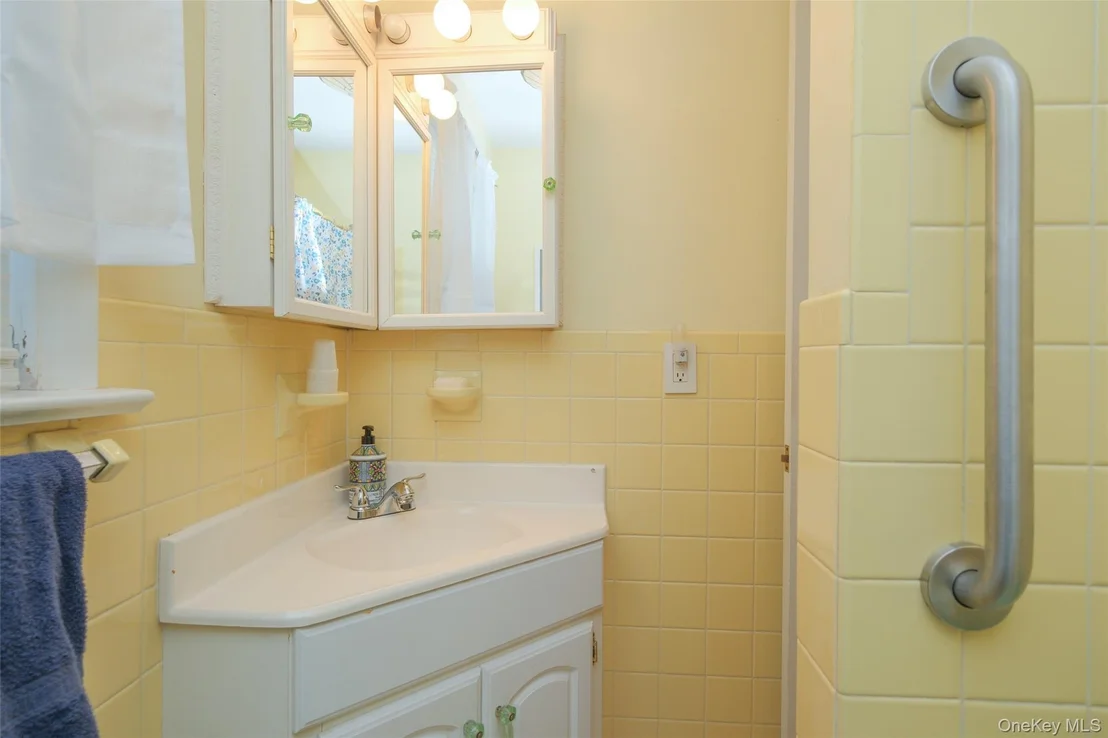 Photo of 1434 Elm Street