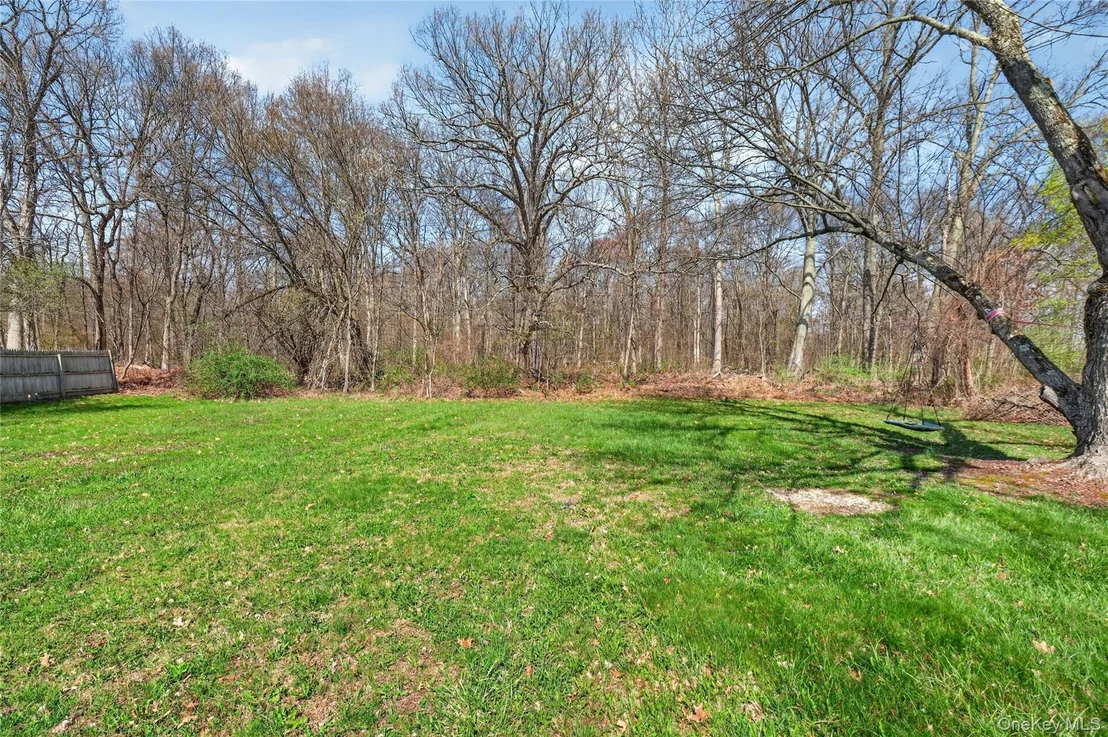 Photo of 457 Forest Road