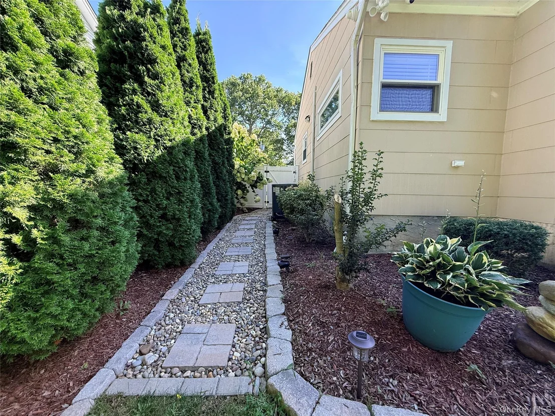 Photo of 35 Ranch Drive