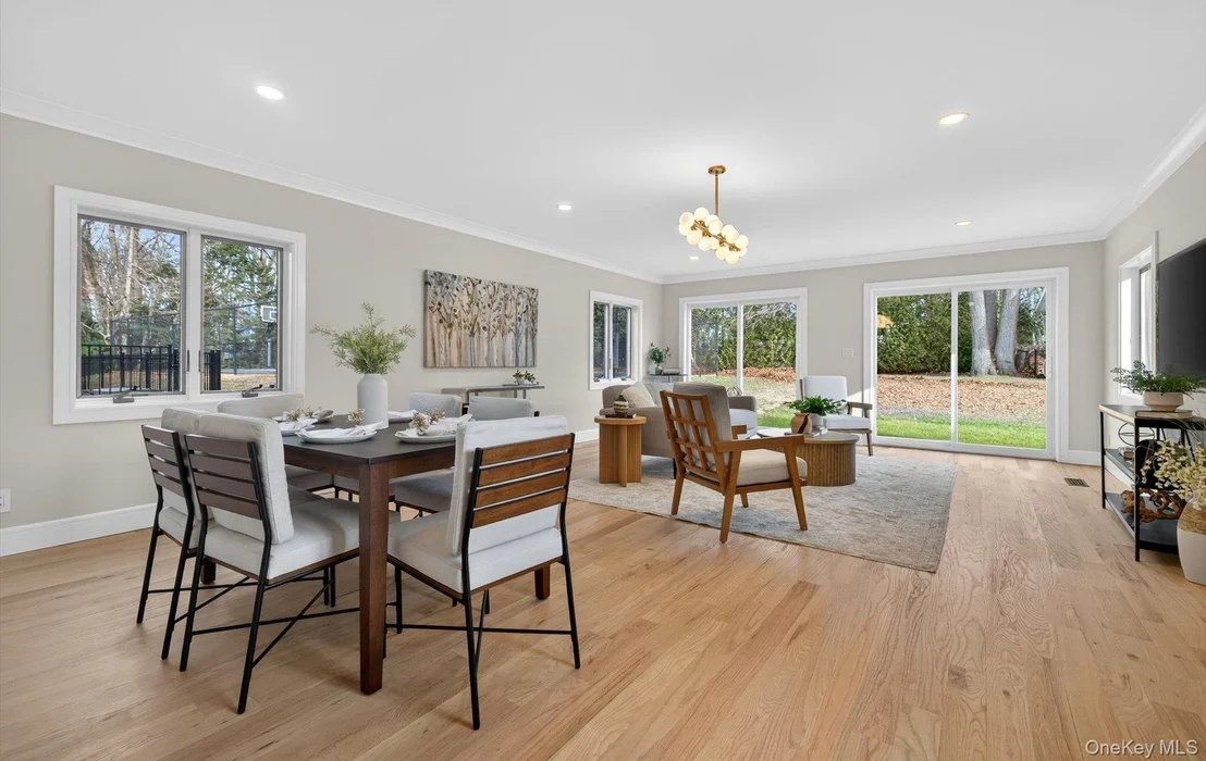 Photo of 369 Vanderbilt Parkway