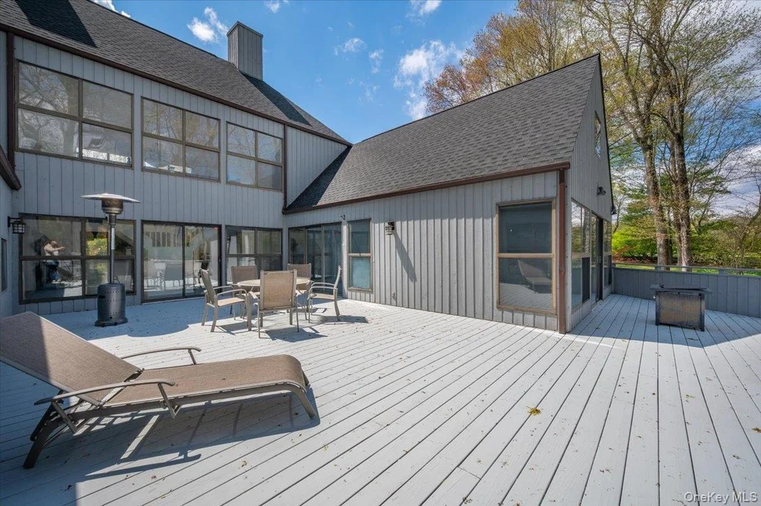 Photo of 20 Ponds Lane