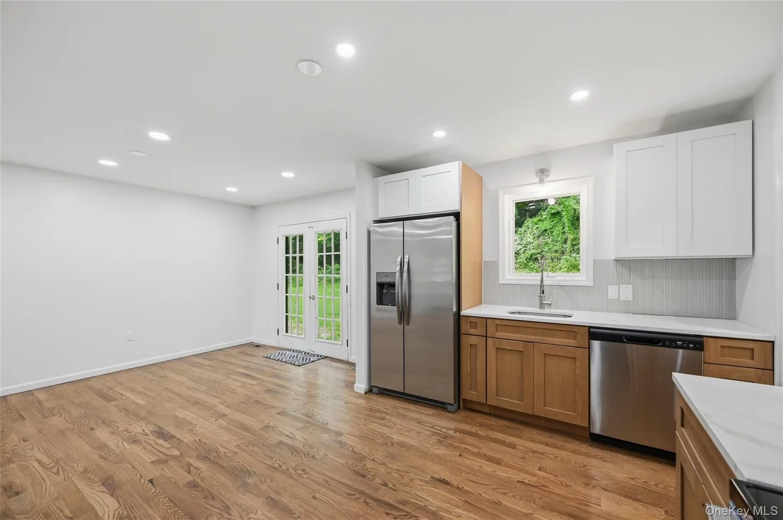 Photo of 1 Christopher Way
