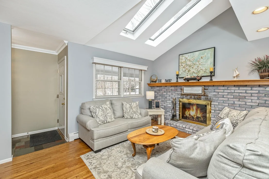 Photo of 98 Hillside Avenue