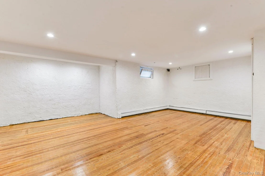 Photo of 110 William Street