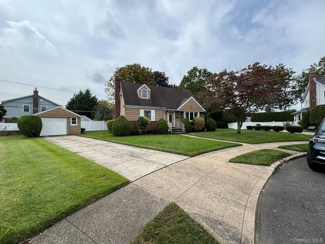 Photo of 166 Evans Street