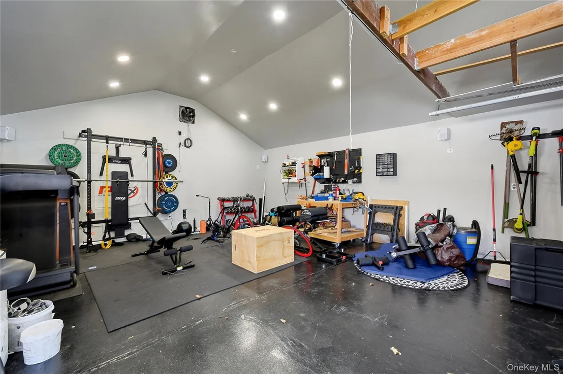 Photo of 205 Oak Street