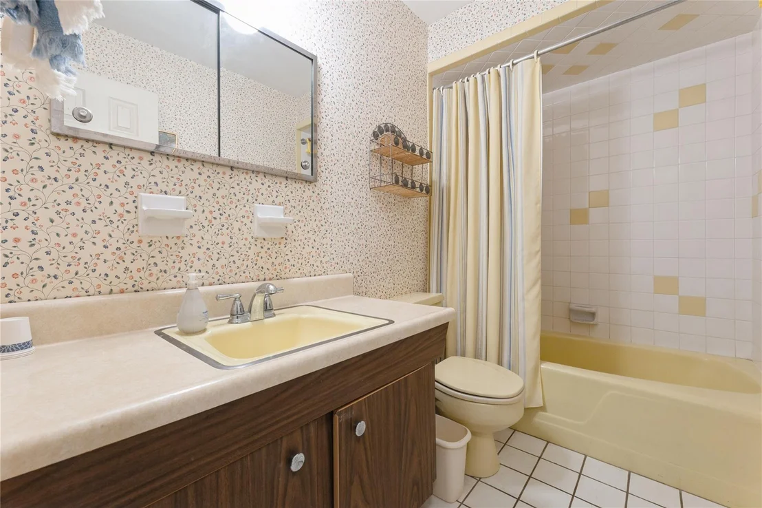 Photo of 6 Hampton Road