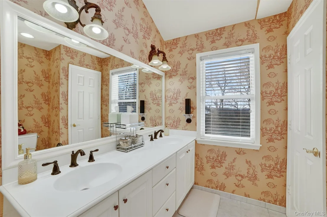 Photo of 6 Rest Avenue