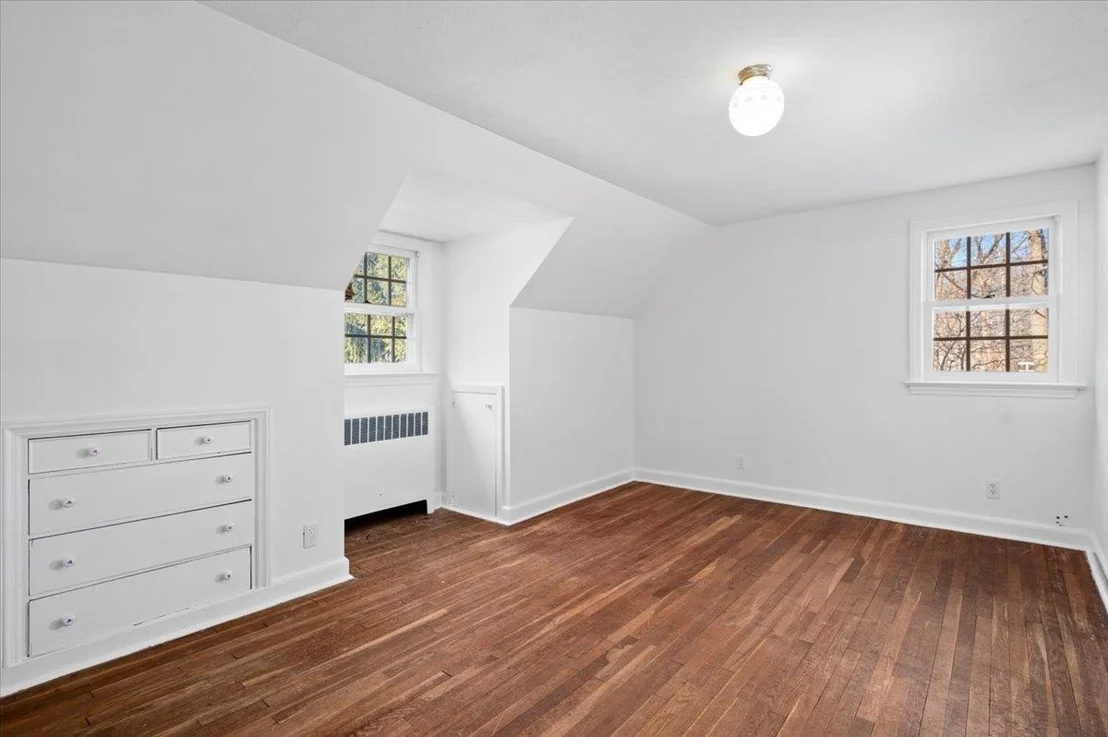 Photo of 1 Mead Pond Lane